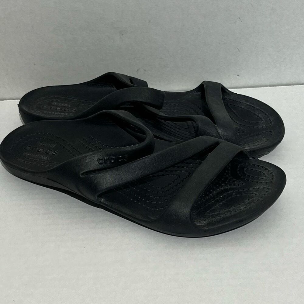 Crocs Women's Black Rubber Kadee II Iconic Comfort Slip On Strappy Sandal Size 7